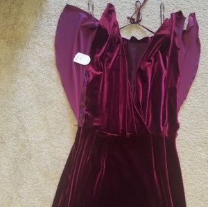 Jessica Simpson velvet burgundy cocktail dress
